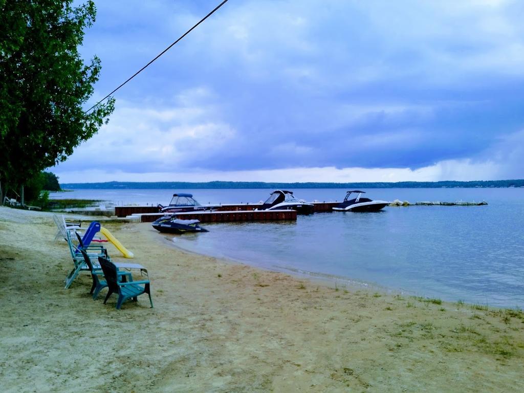 Bayshore Cottages Wiarton Exterior photo